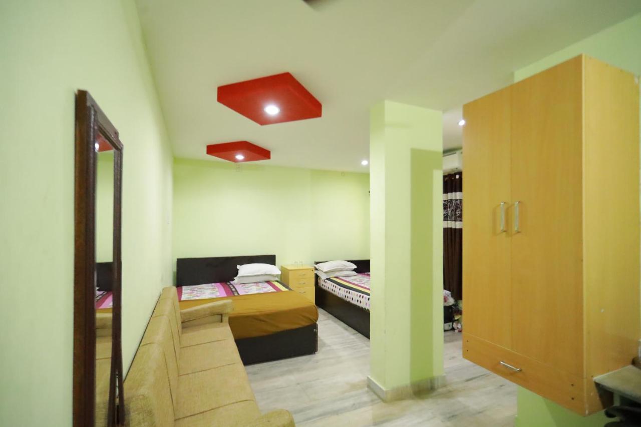 Arackal Tourist Home Tripunithura Exterior foto